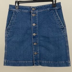 LOFT Stretch Denim Skirt—Size 6